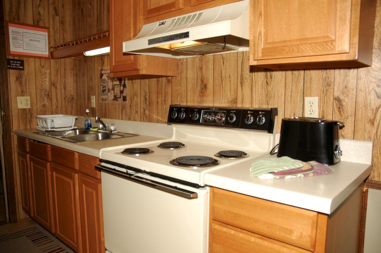 Carolina Landing Camping Resort Cabin 9 Fair Play エクステリア 写真